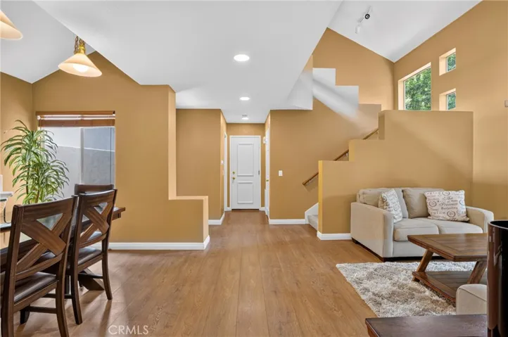 1 Cormorant Circle, Newport Beach, California 92660