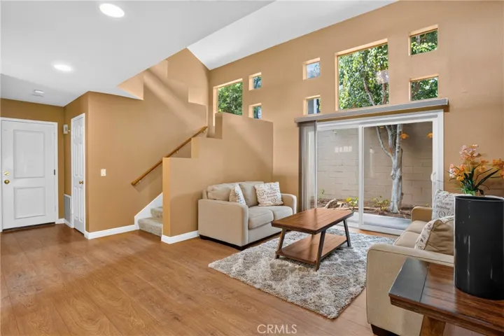 1 Cormorant Circle, Newport Beach, California 92660