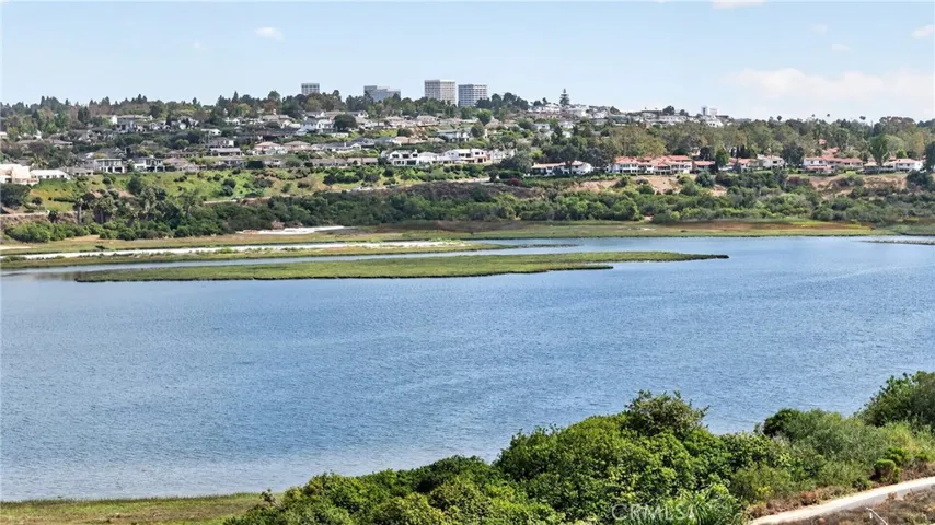 1 Cormorant Circle, Newport Beach, California 92660