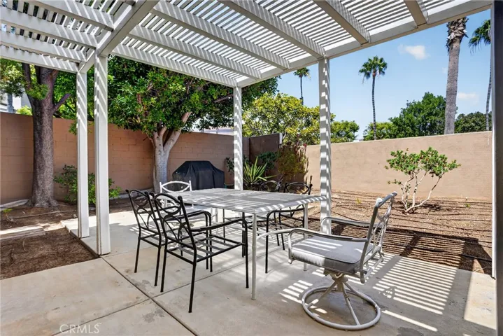 1 Cormorant Circle, Newport Beach, California 92660