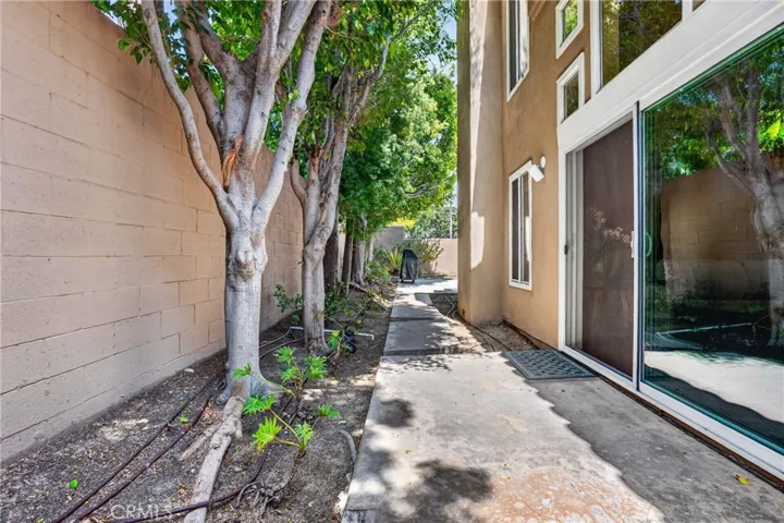 1 Cormorant Circle, Newport Beach, California 92660