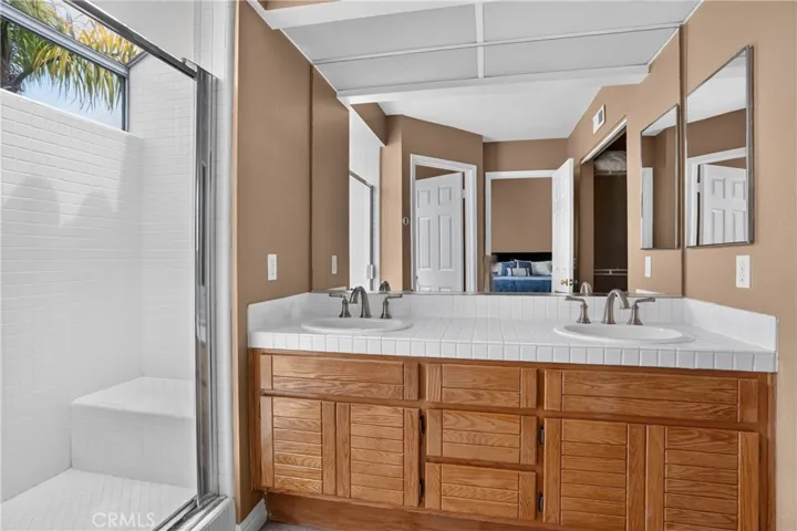 1 Cormorant Circle, Newport Beach, California 92660