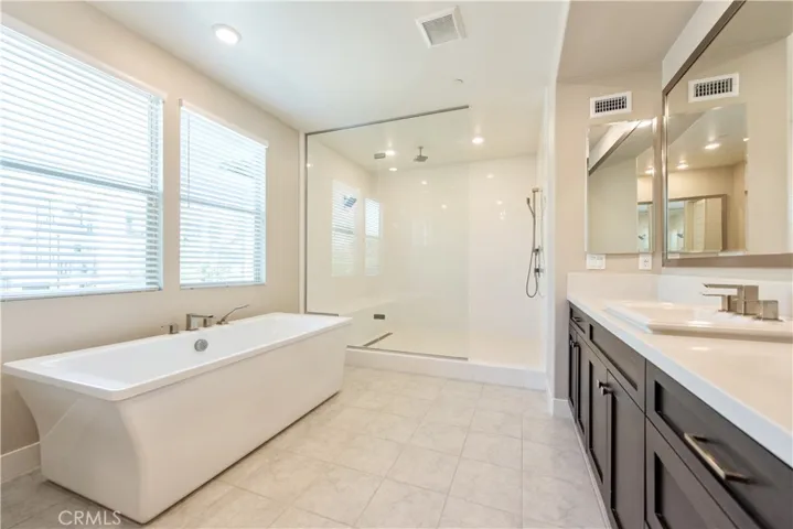 139 Spiral, Irvine, California 92618