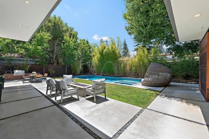 840 Los Altos Avenue, Los Altos, California 94022