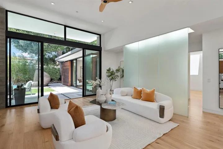 840 Los Altos Avenue, Los Altos, California 94022