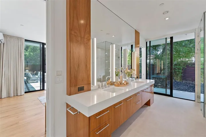 840 Los Altos Avenue, Los Altos, California 94022
