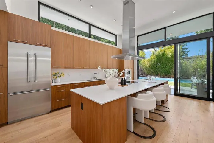 840 Los Altos Avenue, Los Altos, California 94022