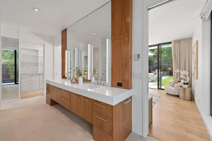 840 Los Altos Avenue, Los Altos, California 94022