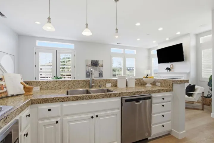 2400 Plateau Drive, San Jose, California 95125