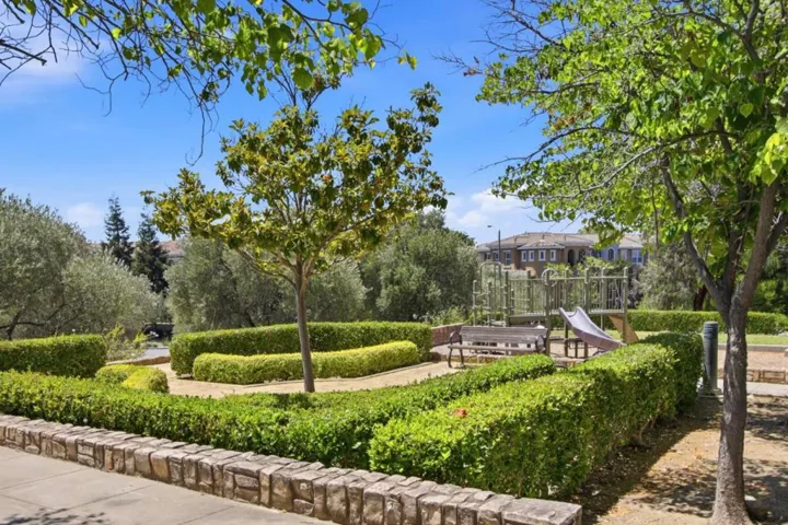 2400 Plateau Drive, San Jose, California 95125