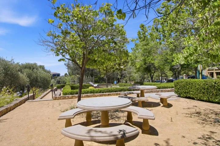 2400 Plateau Drive, San Jose, California 95125
