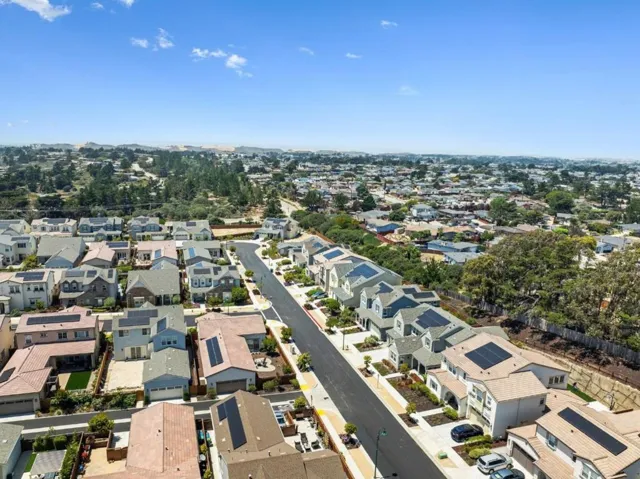 445 Russell Way, Marina, California 93933