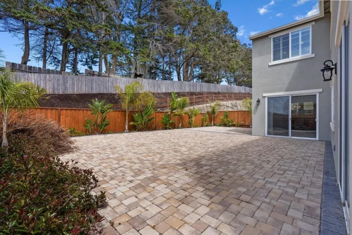 445 Russell Way, Marina, California 93933