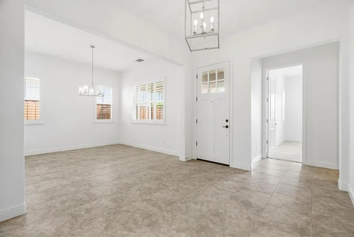 445 Russell Way, Marina, California 93933