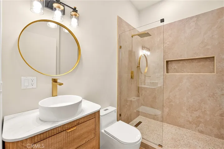 811 N Vendome Street, Los Angeles, California 90026