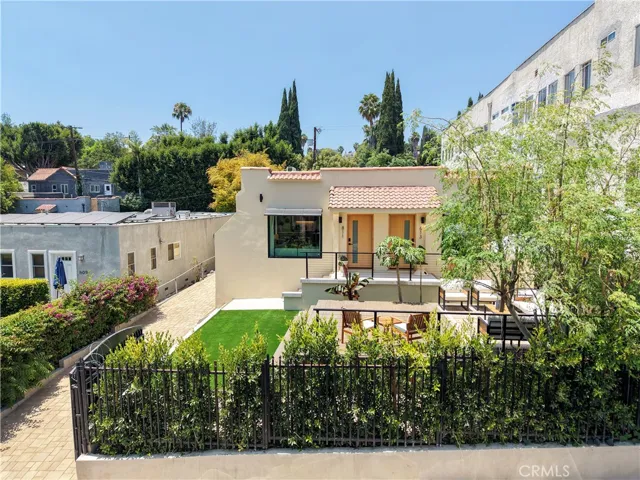 811 N Vendome Street, Los Angeles, California 90026