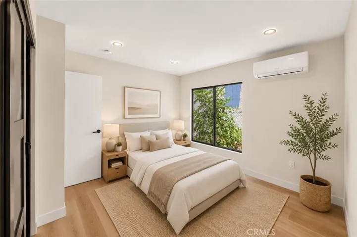 811 N Vendome Street, Los Angeles, California 90026