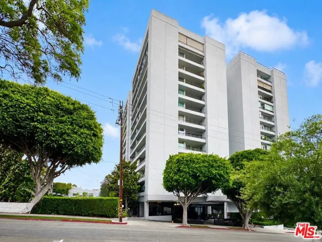 1100 Alta Loma Road 902, West Hollywood, California 90069