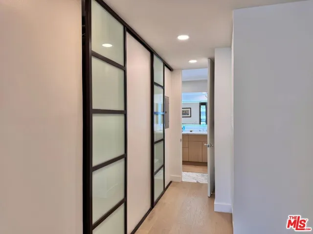 1100 Alta Loma Road 902, West Hollywood, California 90069