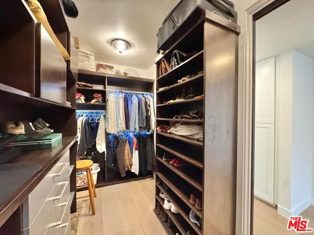 1100 Alta Loma Road 902, West Hollywood, California 90069