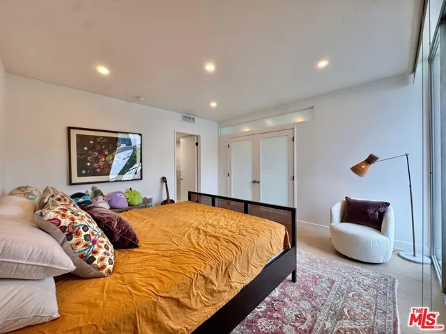 1100 Alta Loma Road 902, West Hollywood, California 90069