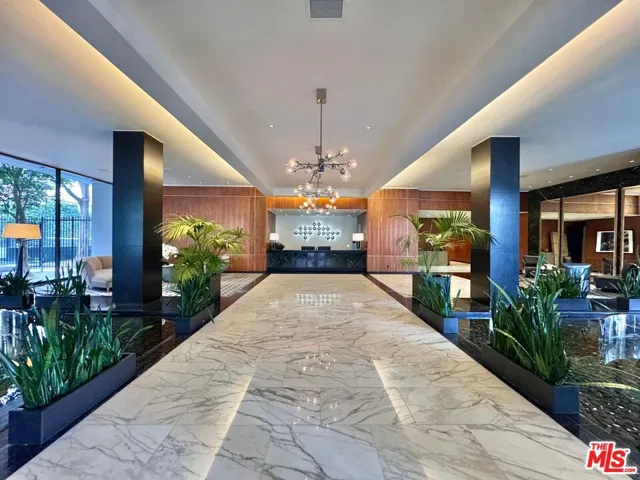 1100 Alta Loma Road 902, West Hollywood, California 90069