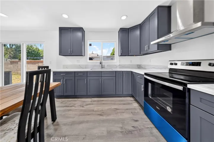 9959 Wisner, San Fernando, California 91345