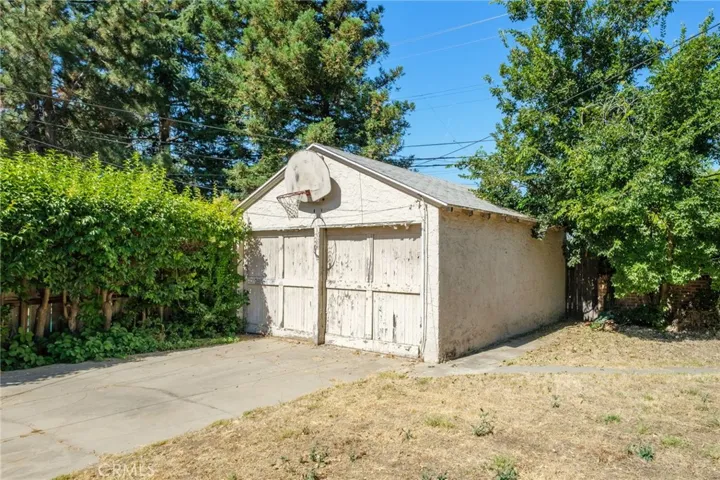 1845 N Arthur, Fresno, California 93705