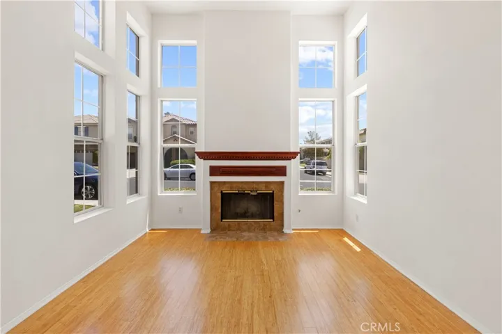28549 Silverking Trail, Saugus, California 91390