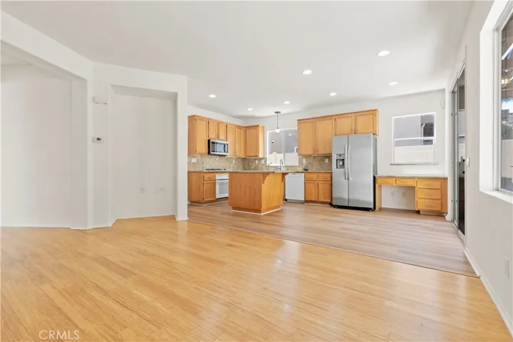 28549 Silverking Trail, Saugus, California 91390
