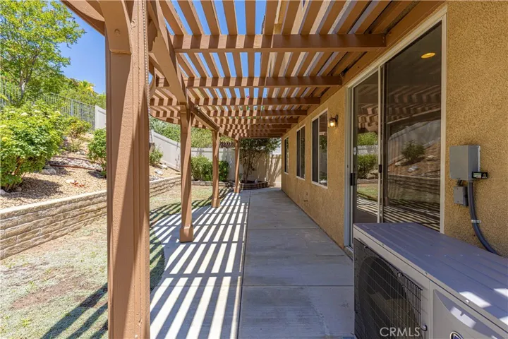 28549 Silverking Trail, Saugus, California 91390