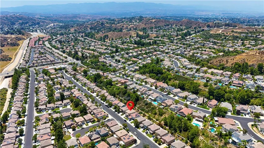 28549 Silverking Trail, Saugus, California 91390
