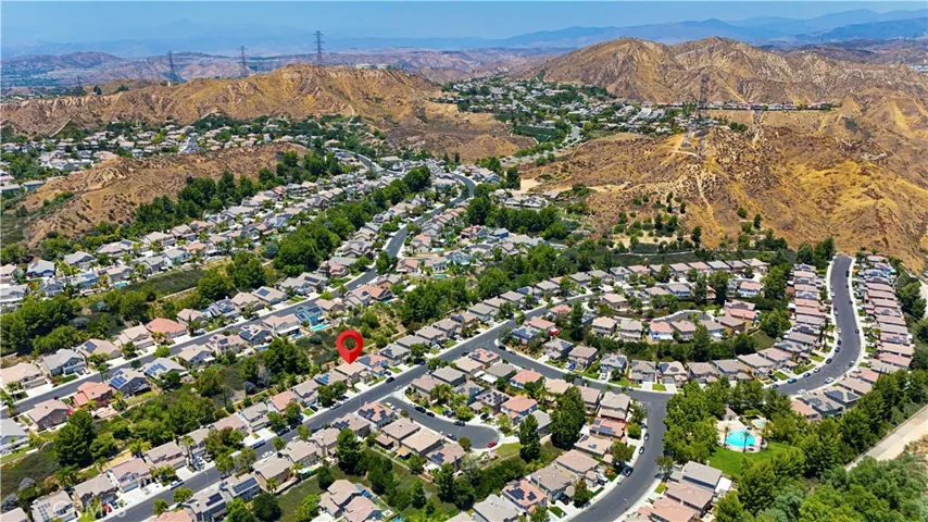 28549 Silverking Trail, Saugus, California 91390