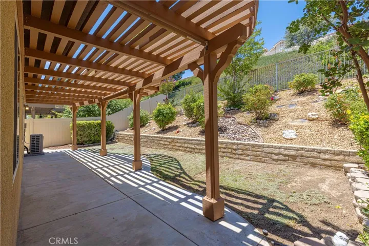 28549 Silverking Trail, Saugus, California 91390