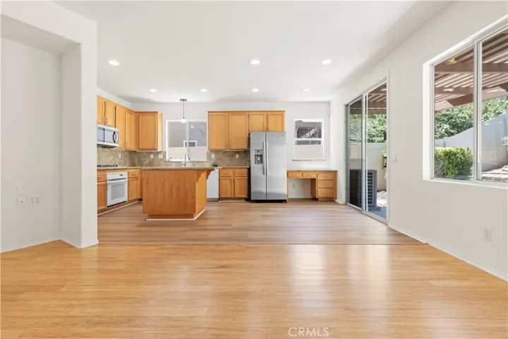 28549 Silverking Trail, Saugus, California 91390