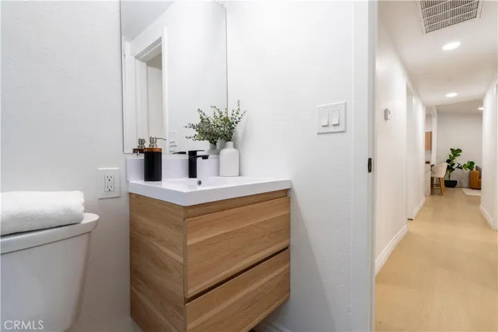 27316 Altamere Avenue, Canyon Country, California 91351
