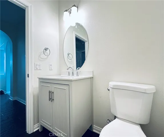 Powder room