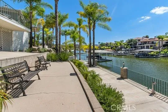 30181 Swan Point, Canyon Lake, California 92587