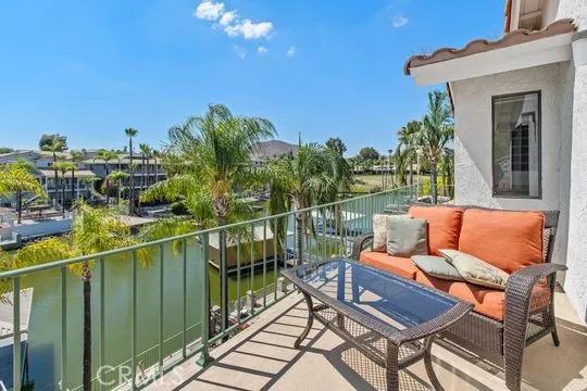 30181 Swan Point, Canyon Lake, California 92587