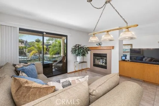 30181 Swan Point, Canyon Lake, California 92587