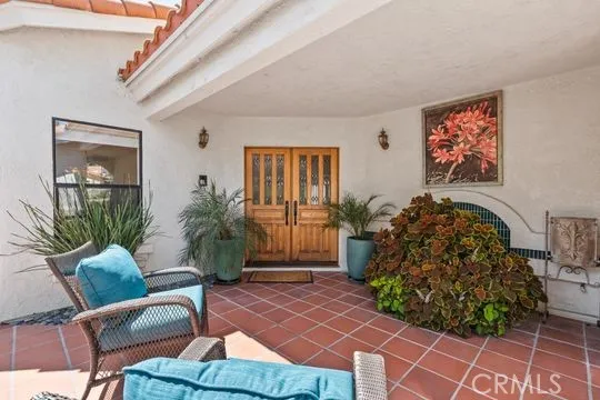 30181 Swan Point, Canyon Lake, California 92587