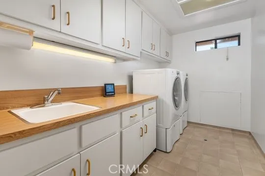 30181 Swan Point, Canyon Lake, California 92587