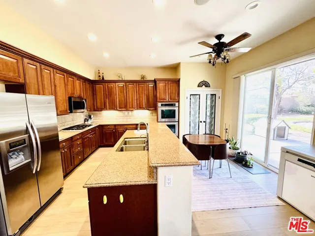 8150 Julie Court, Hesperia, California 92345