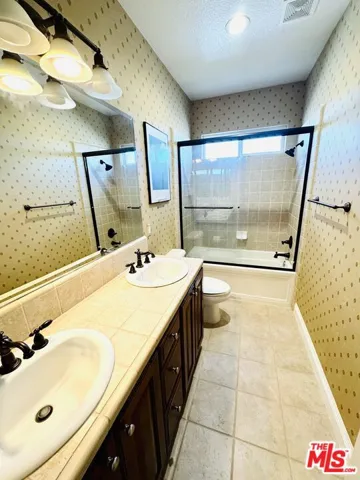 8150 Julie Court, Hesperia, California 92345