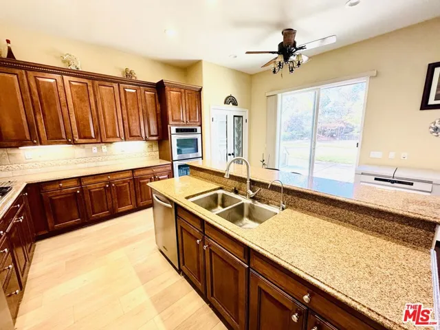 8150 Julie Court, Hesperia, California 92345
