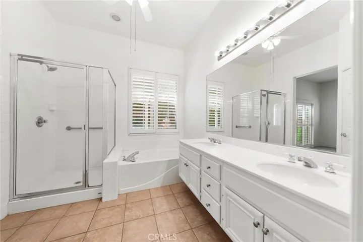 32015 Via Bonilla, Temecula, California 92592