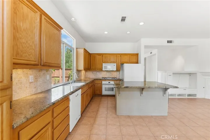 32015 Via Bonilla, Temecula, California 92592