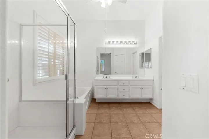 32015 Via Bonilla, Temecula, California 92592