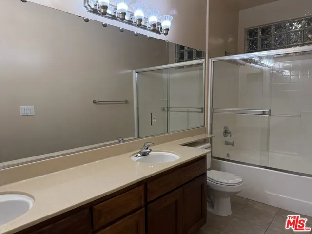 10275 Missouri Avenue #102, Los Angeles, California 90025