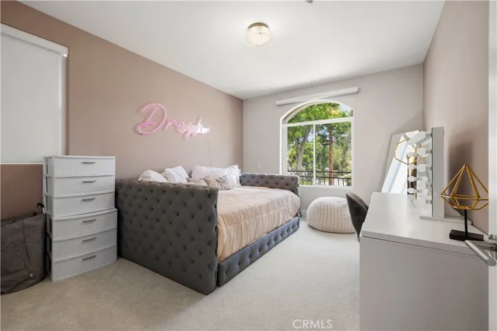 Bedroom Up